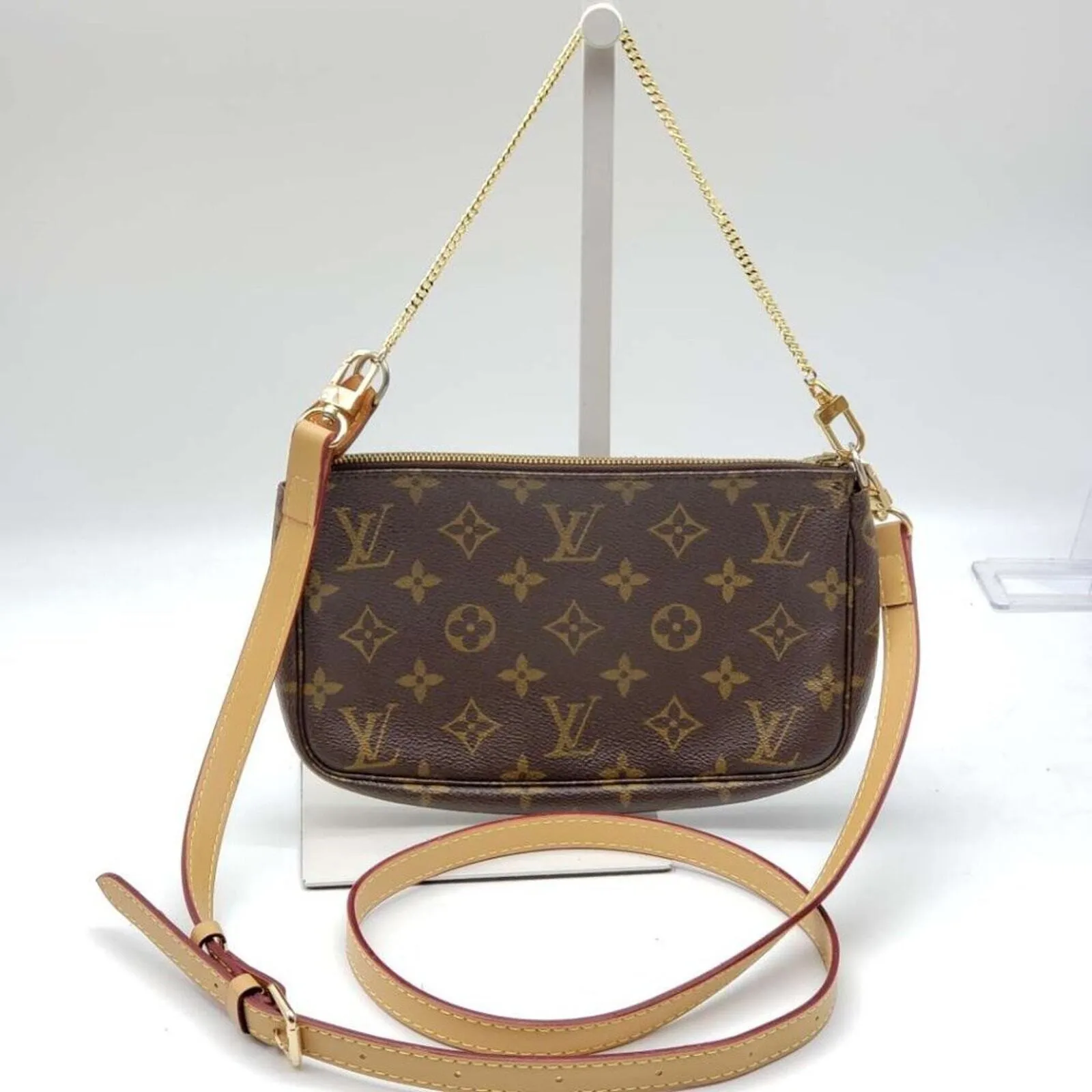 100% Authentic Louis Vuitton Pochette Accessories Monogram Shoulder Bag