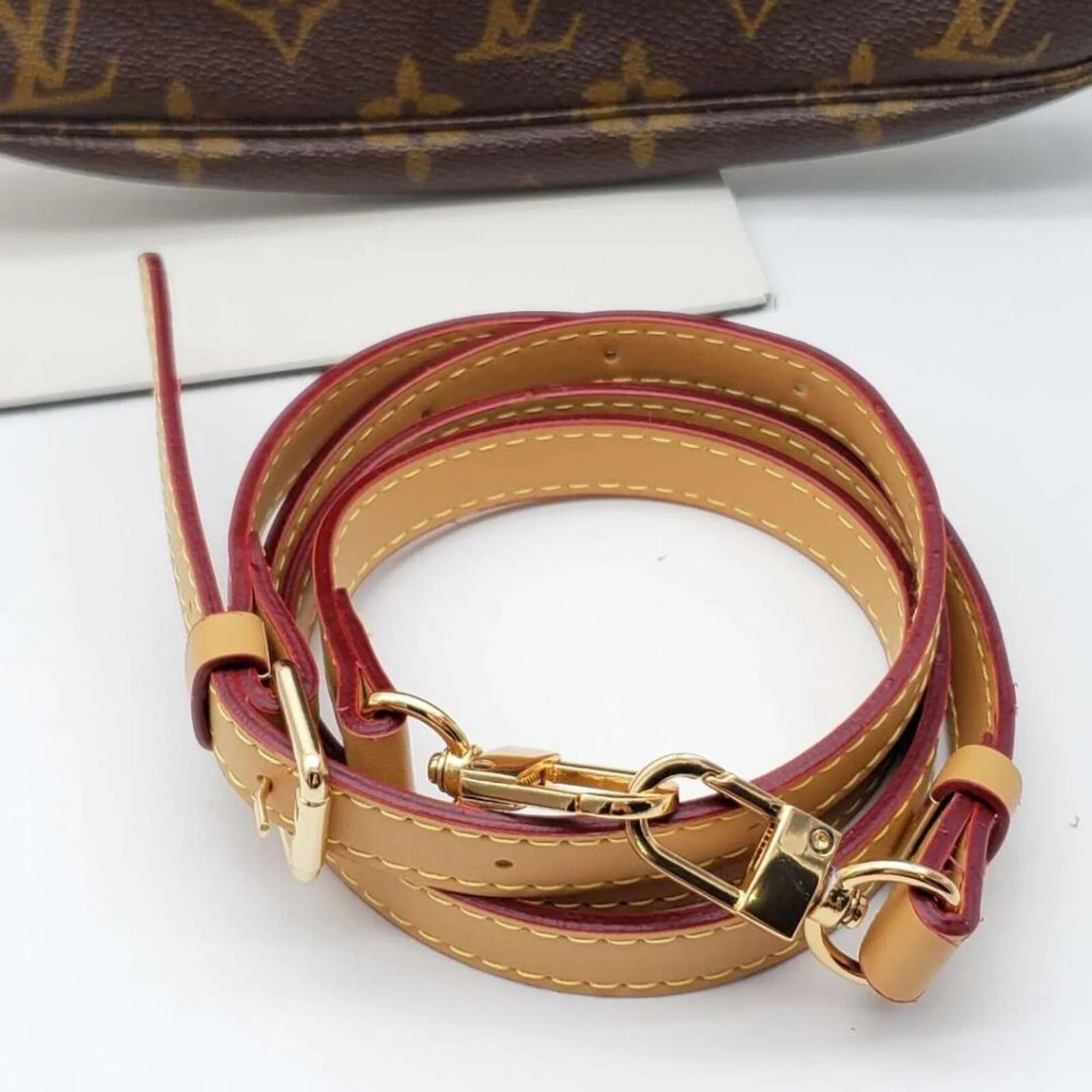 100% Authentic Louis Vuitton Pochette Accessories Monogram Shoulder Bag