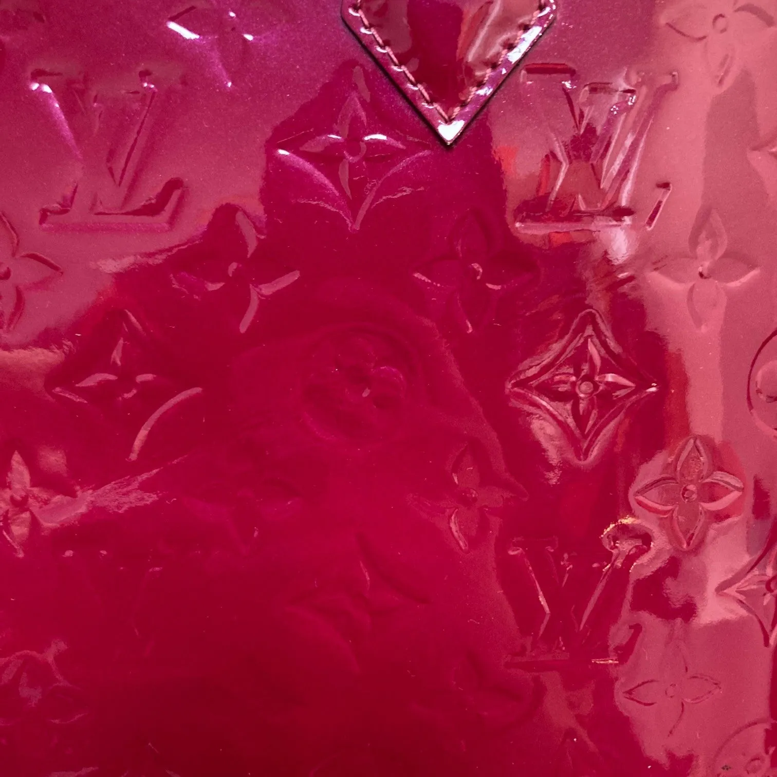 Alma PM Vernis Patent Dark Pink GHW