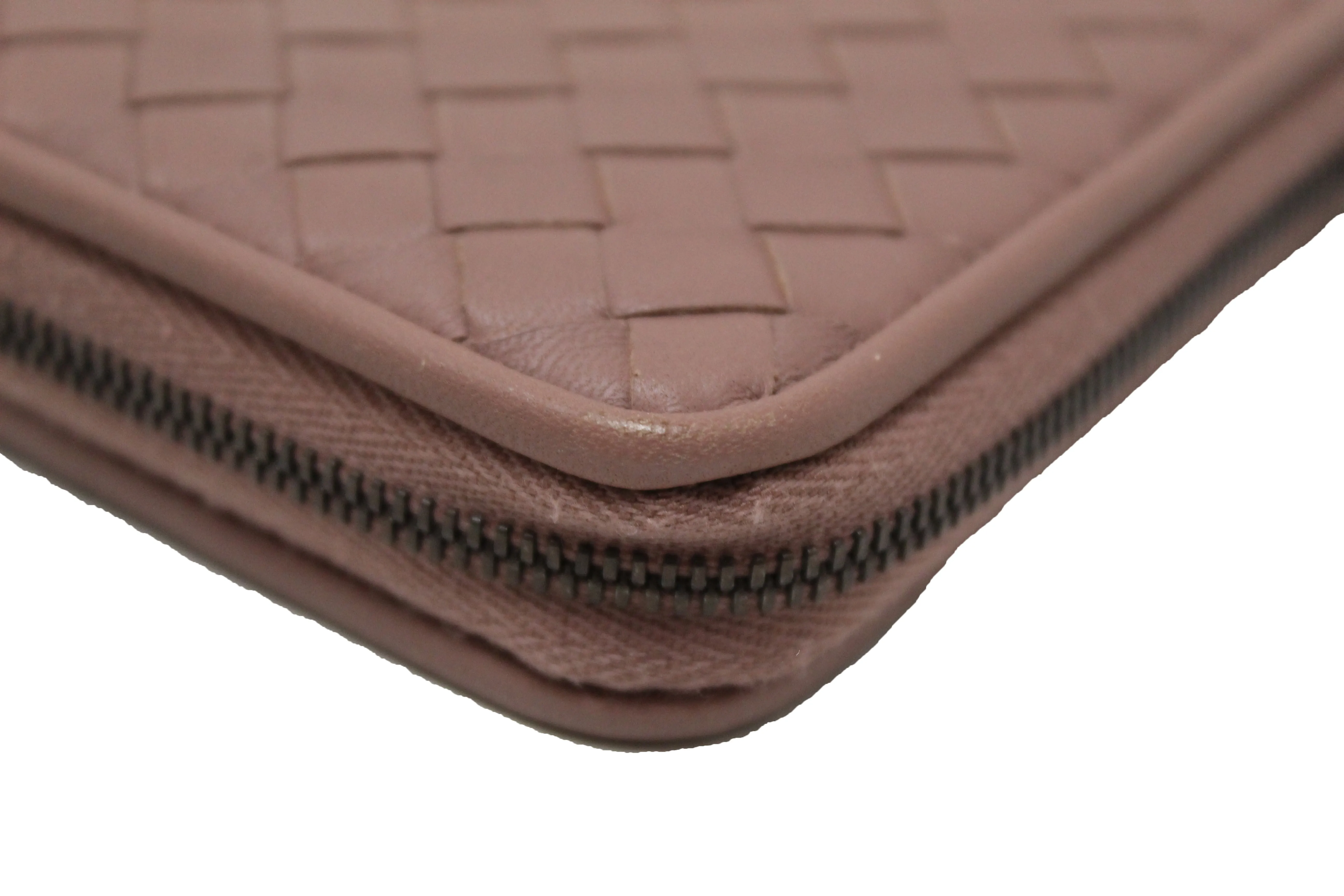 Authentic Bottega Veneta Dusty Rose Nappa Intrecciato Leather Zip Around Wallet