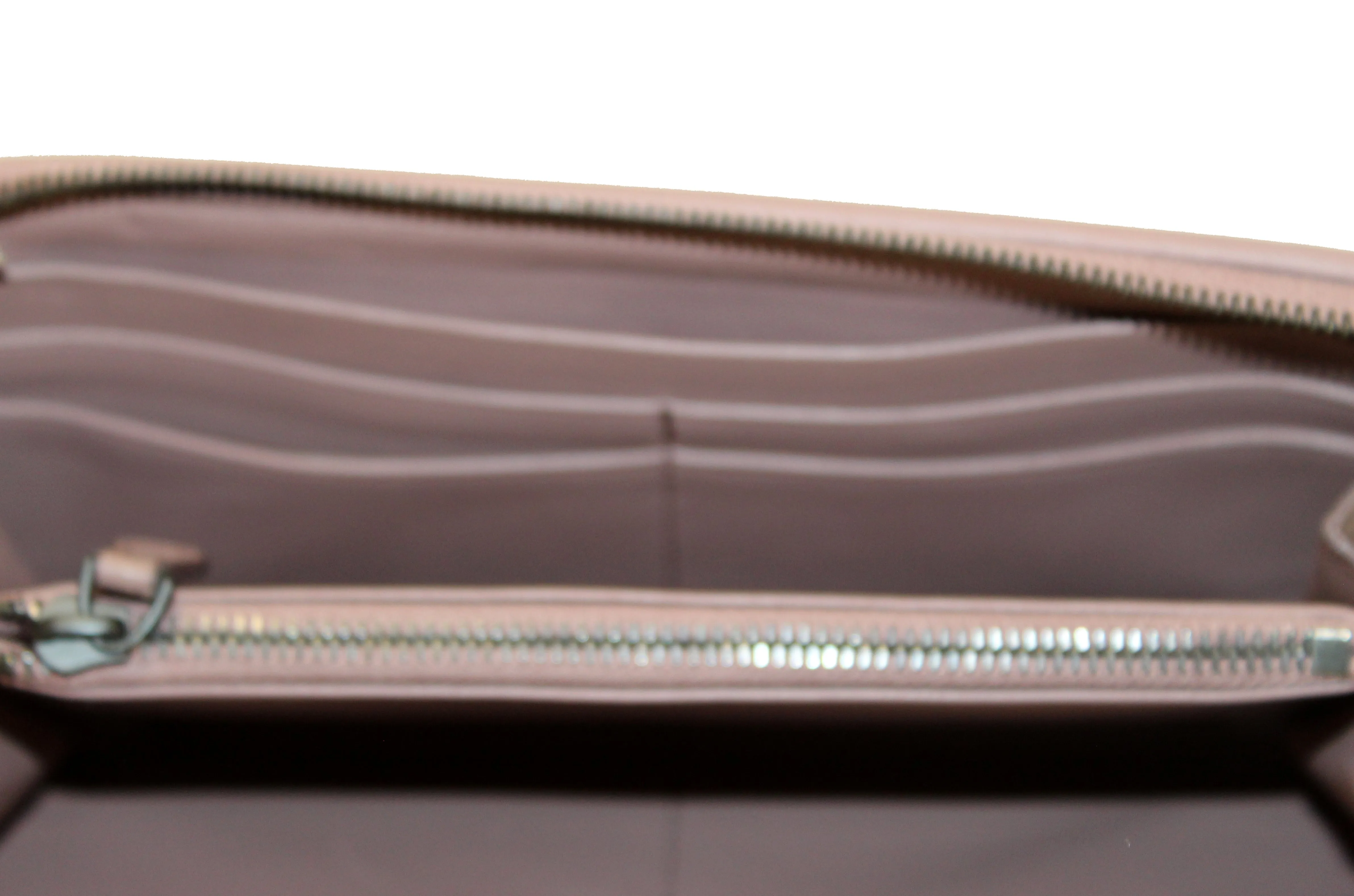 Authentic Bottega Veneta Dusty Rose Nappa Intrecciato Leather Zip Around Wallet
