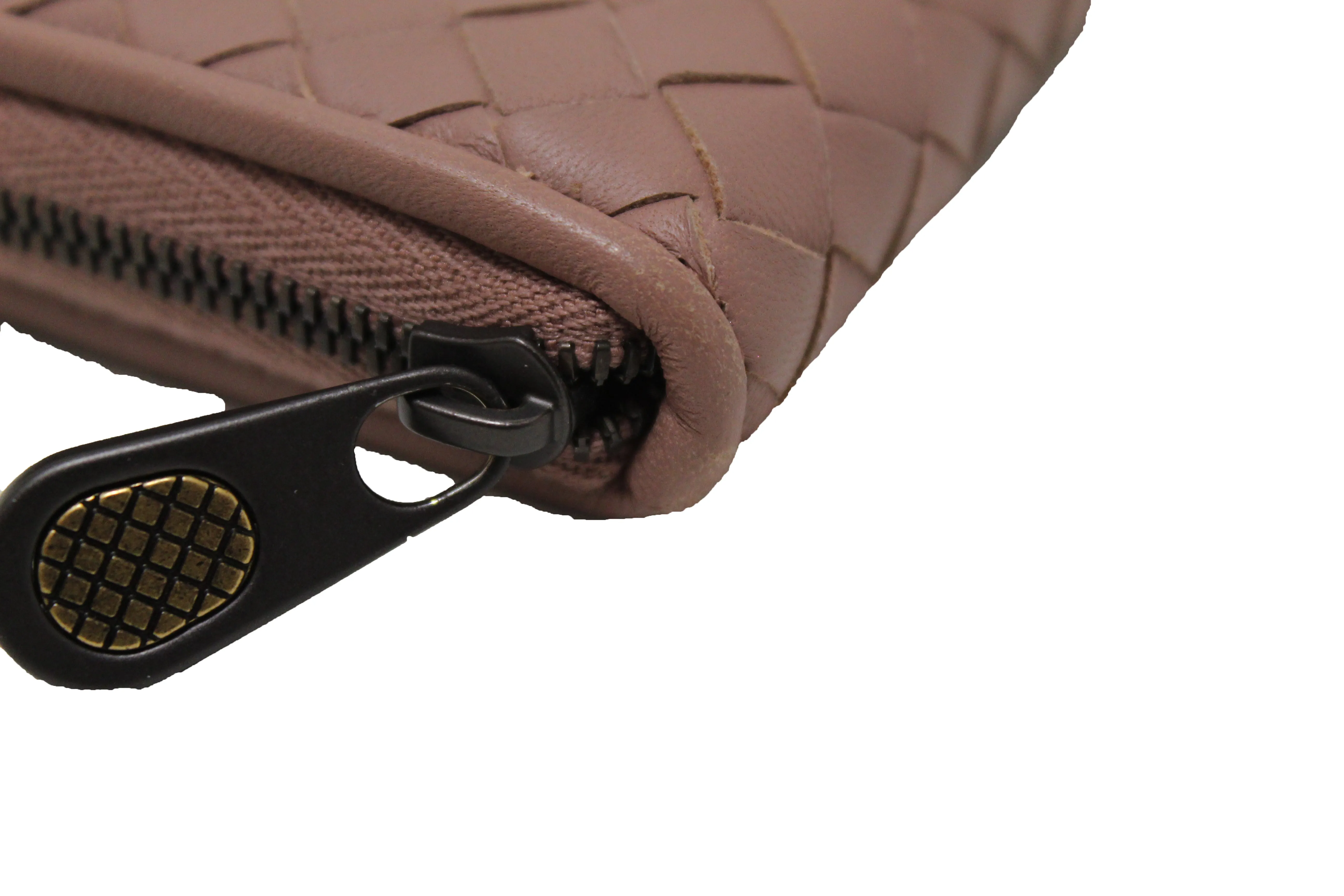 Authentic Bottega Veneta Dusty Rose Nappa Intrecciato Leather Zip Around Wallet