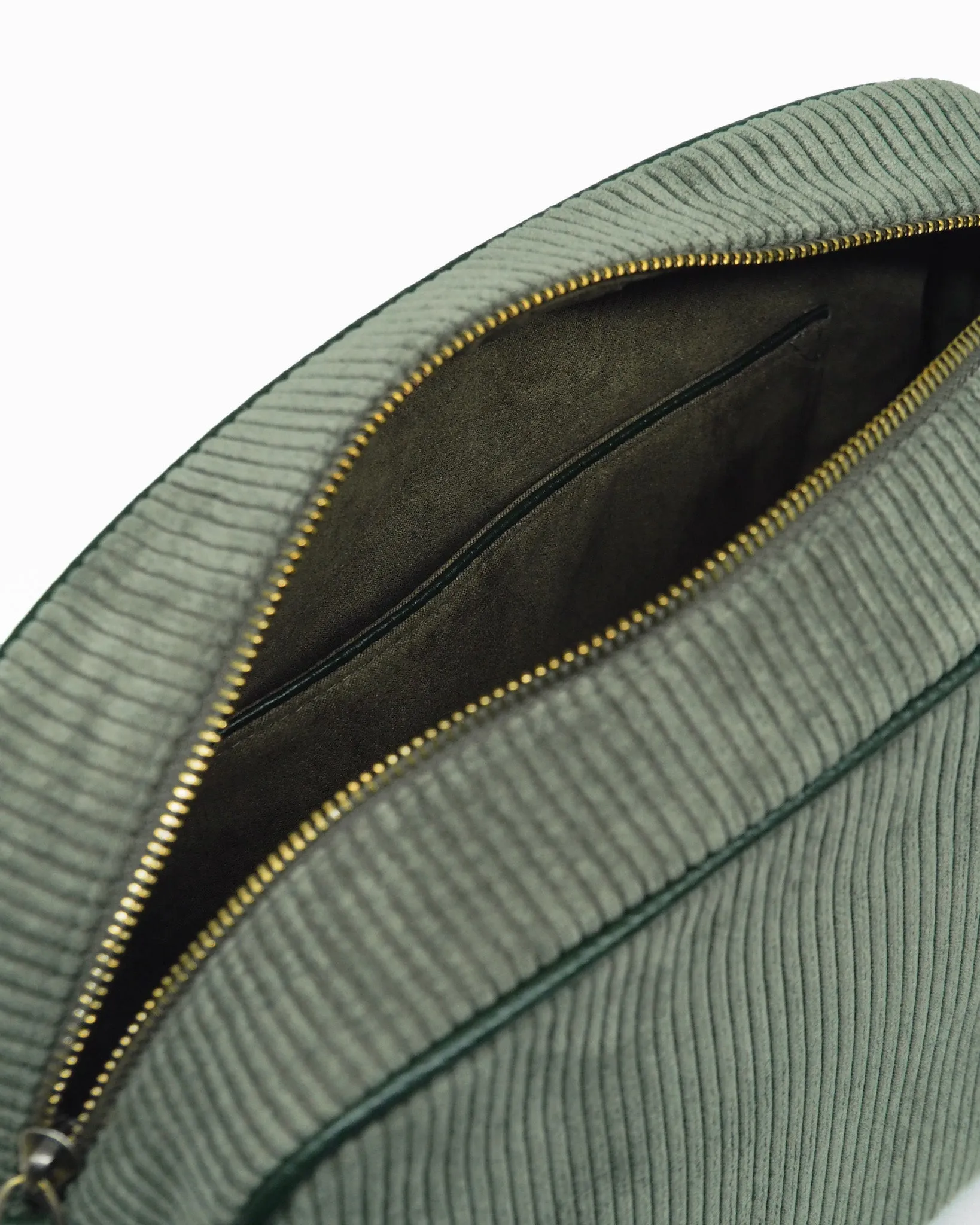 Corduroy Roamer Messenger (Forest/ Dark Green)