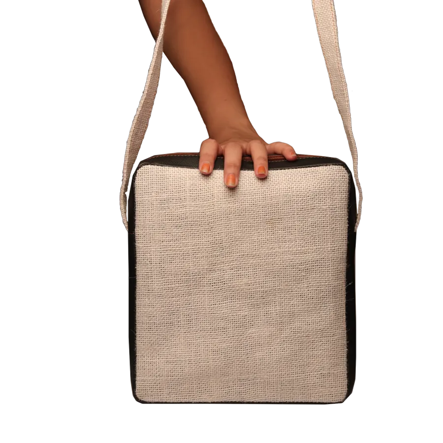 Jute Leather Messenger Crossbody Bag White