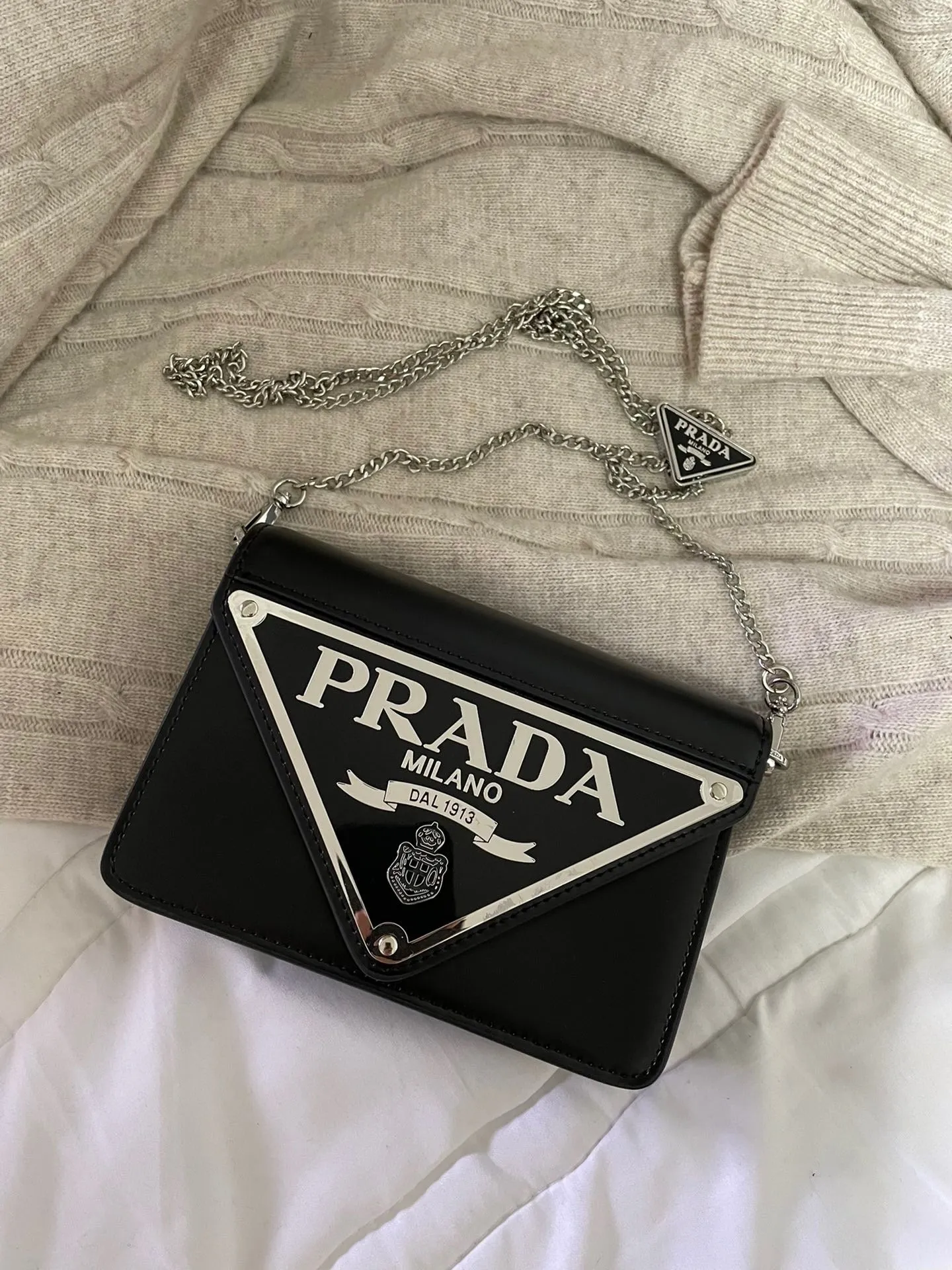 PD155 Shoulder Bag / 6.7x3.7x1.4inch
