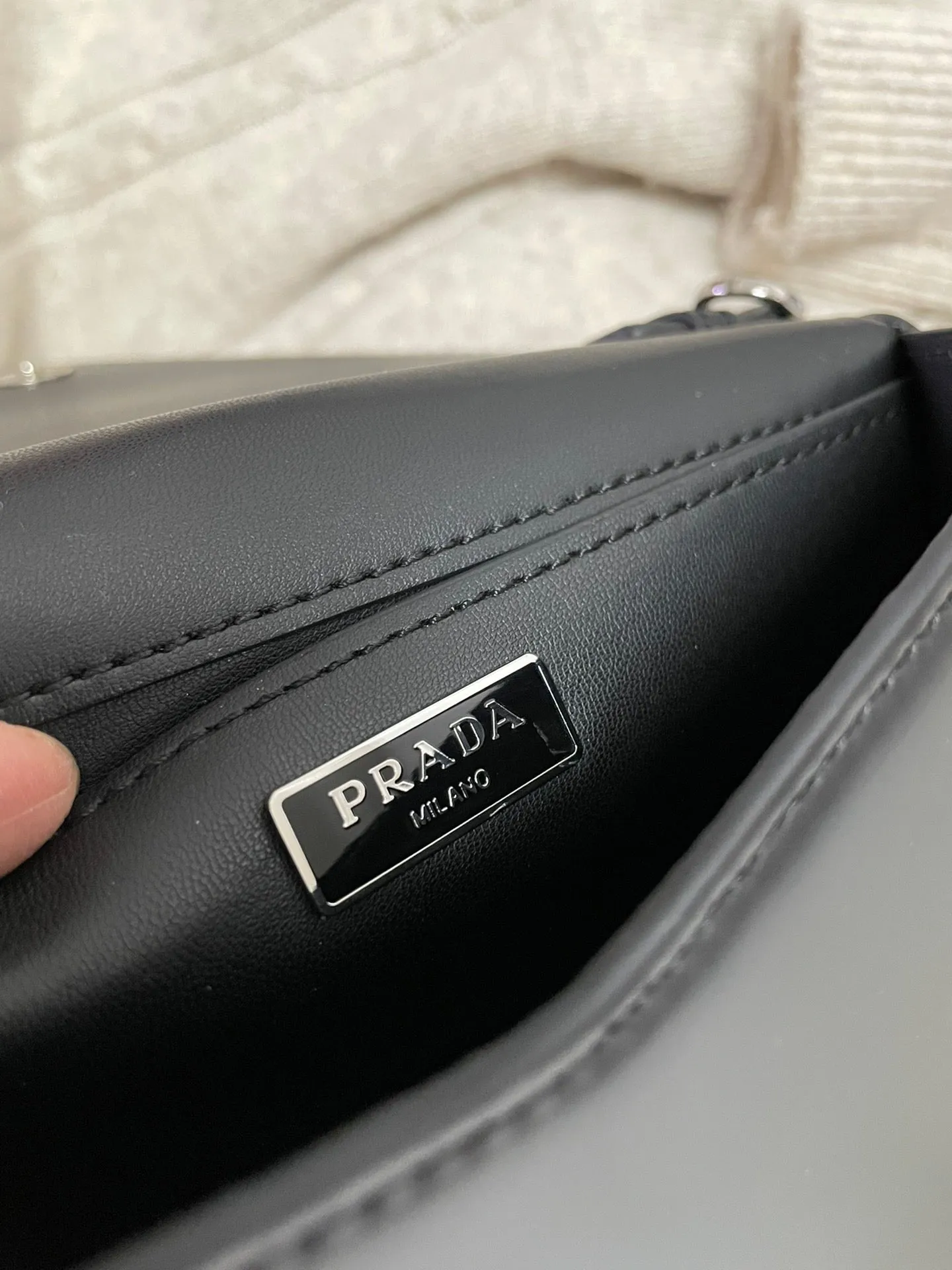 PD155 Shoulder Bag / 6.7x3.7x1.4inch
