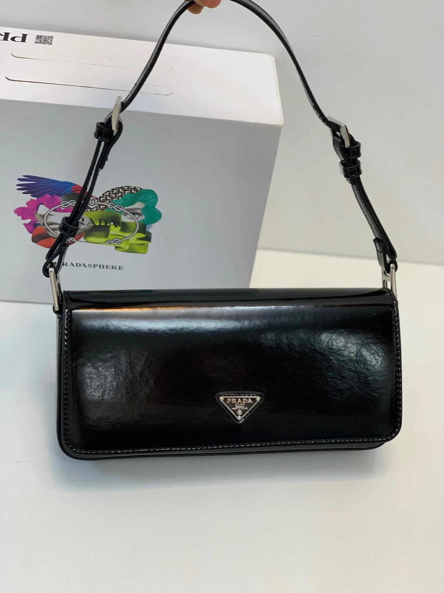 PD159 Brushed Leather Femme Bag / 10.2x4.7x1.9inch