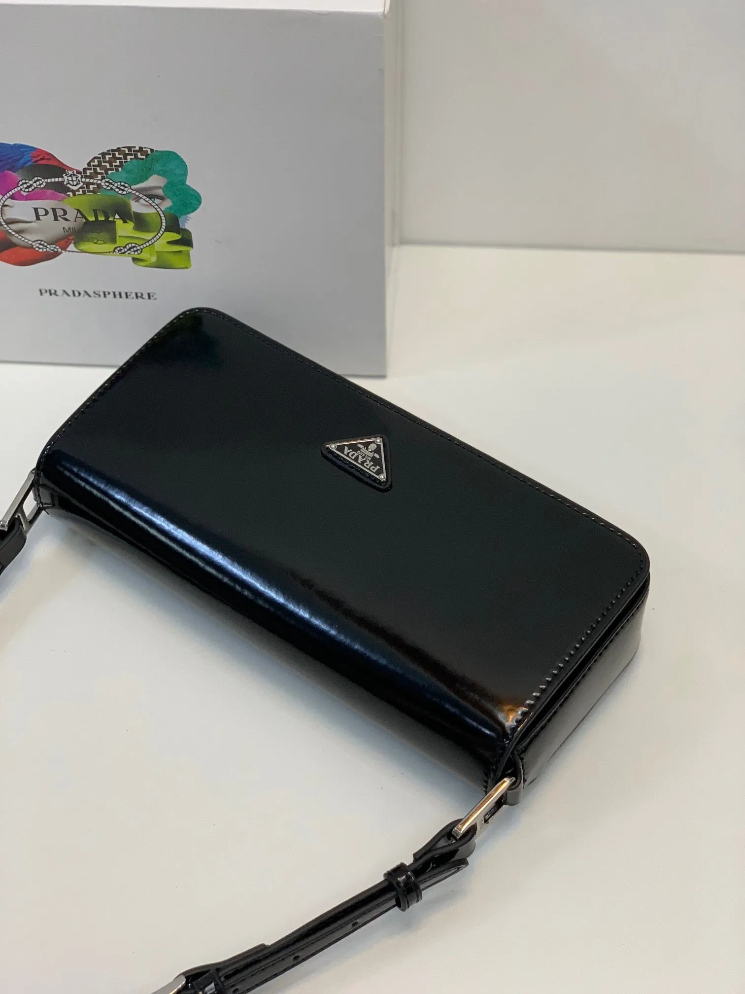 PD159 Brushed Leather Femme Bag / 10.2x4.7x1.9inch