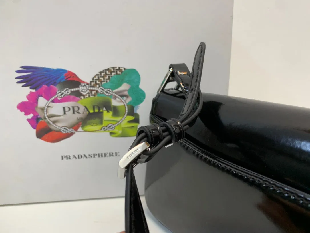 PD159 Brushed Leather Femme Bag / 10.2x4.7x1.9inch