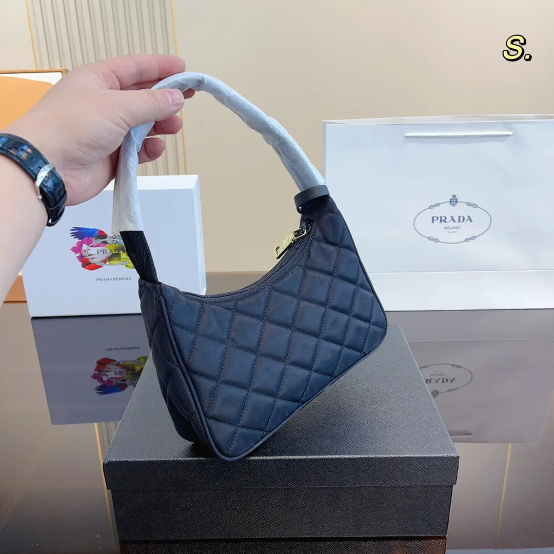PD199 Re-Nylon Prada Re-Edition 2000 mini-bag/ 8.6x2.4x6.3inch