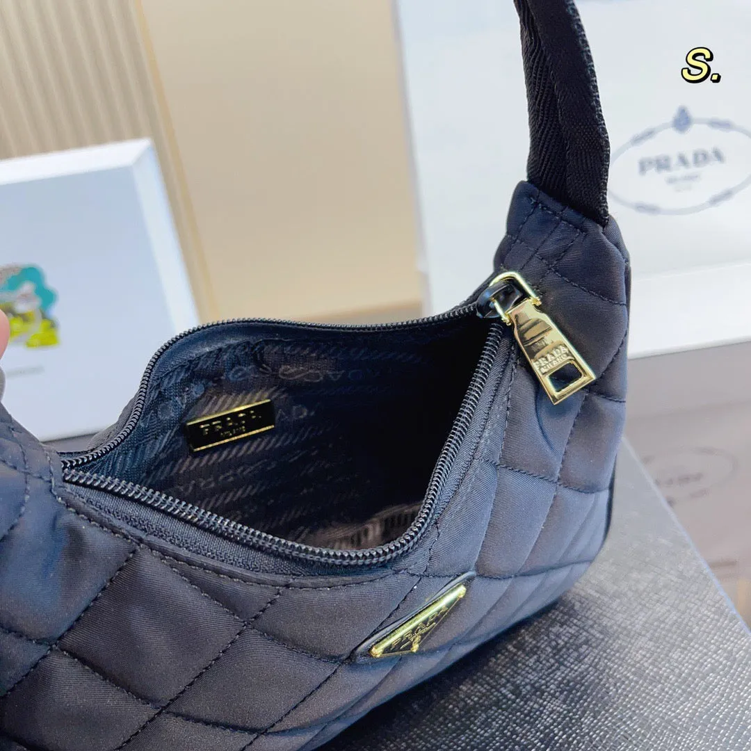 PD199 Re-Nylon Prada Re-Edition 2000 mini-bag/ 8.6x2.4x6.3inch