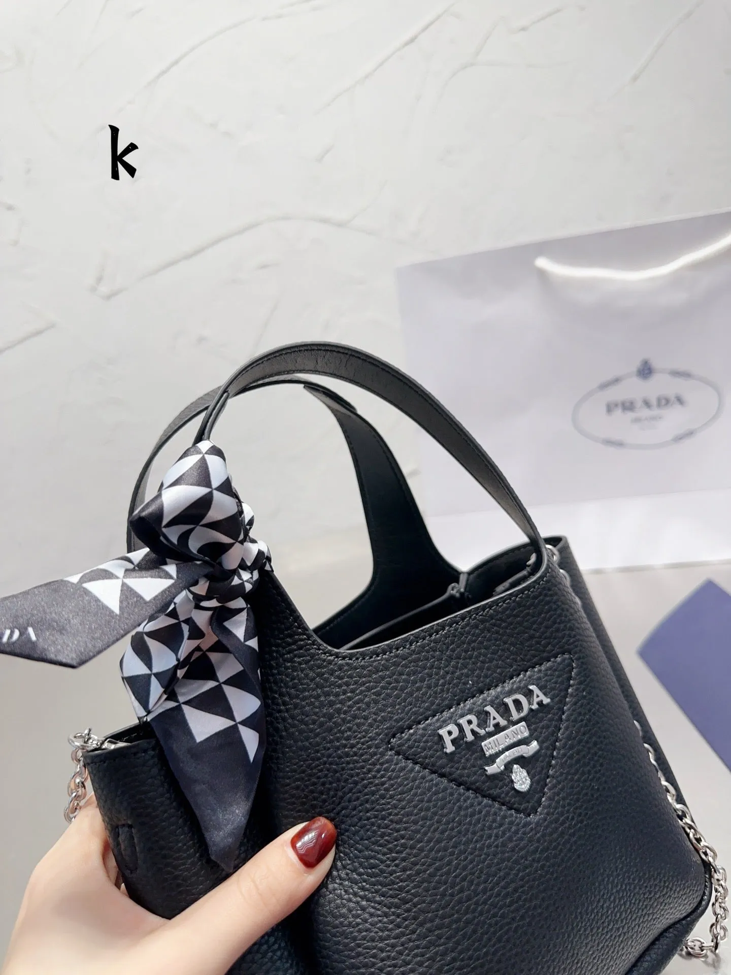 PD217 Leather Tote / 9x7.8x5.1inch
