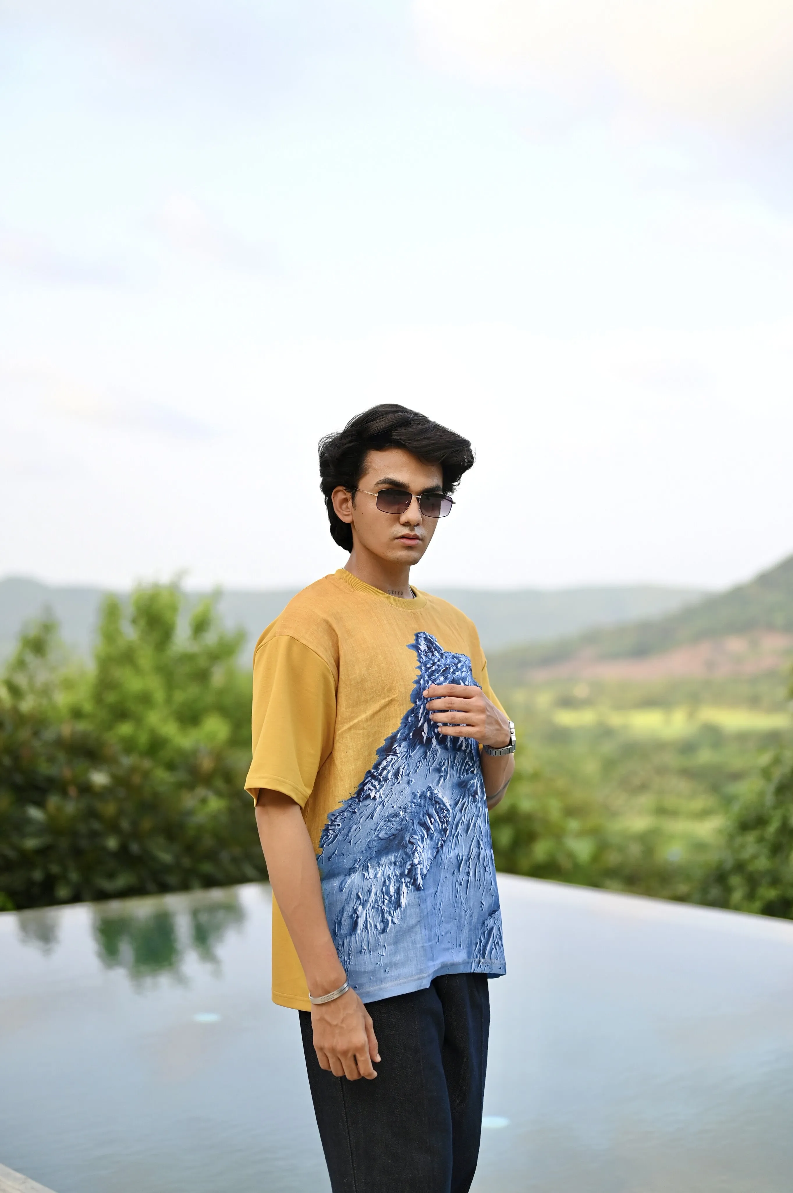 "Fearless Grizzy : Powerfull nature of 3D bear Oversize Linen Tshirt"